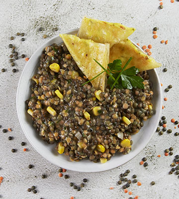 Trio de lentilles et samossa de fromage blanc au curry