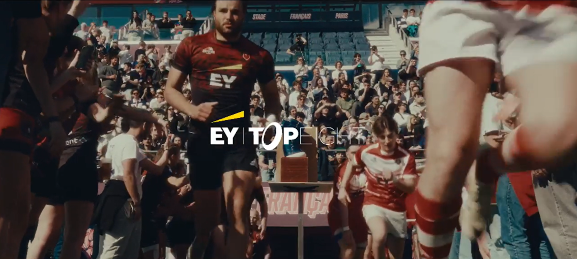 Pierre Martinet régale les étudiants réunis pour le grand tournoi EY Top Eight à Lyon