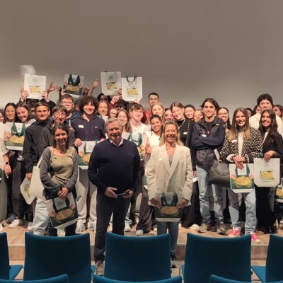 Visite de l'entreprise du Lycée St Marc de Nivolas Vermelle